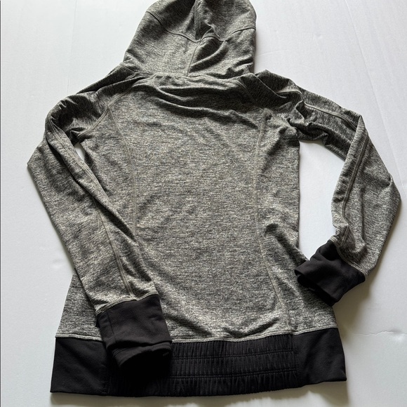 Lululemon Woman’s Think Fast Hoodie Space Pullover - Picture 13 of 13
